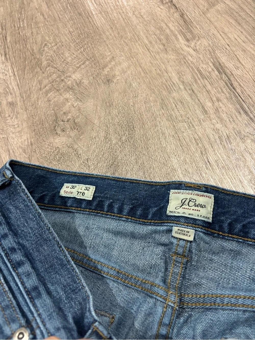 J. Crew 770 Straight Fit Jean In Three Year Wash Size 32/32